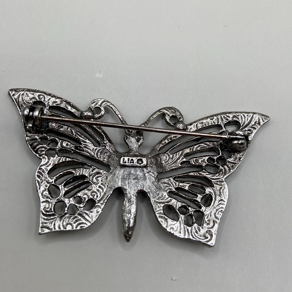 Silver and Purple Butterfly Brooch - Picture 3 of 3